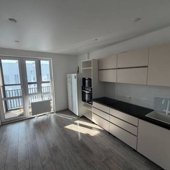 Продается 1-комнатная квартира, 40,8 м²