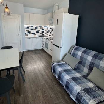 Сдается 1-комнатная квартира, 38 м²