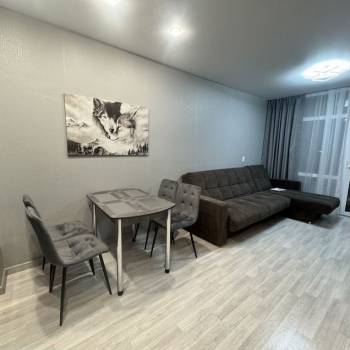 Сдается 2-х комнатная квартира, 65 м²