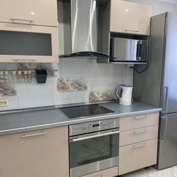 Сдается 2-х комнатная квартира, 56 м²