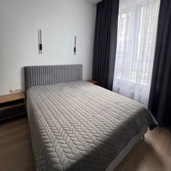 Сдается 1-комнатная квартира, 50 м²