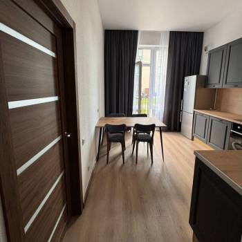 Сдается 1-комнатная квартира, 50 м²