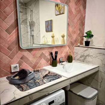 Сдается 1-комнатная квартира, 60 м²