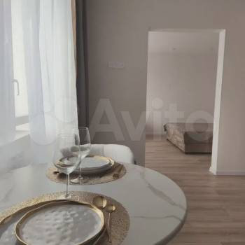 Продается 1-комнатная квартира, 41,1 м²