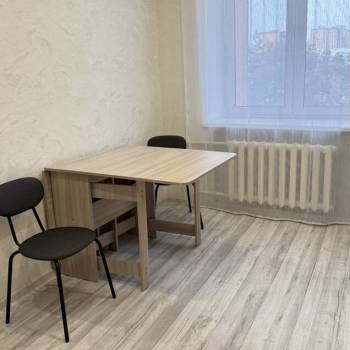 Сдается 2-х комнатная квартира, 100 м²