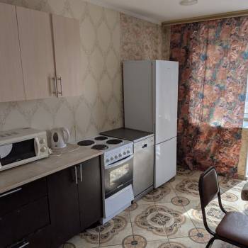 Сдается 1-комнатная квартира, 38 м²