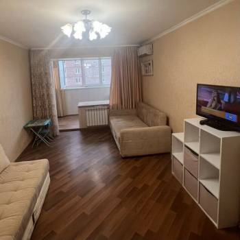 Сдается 1-комнатная квартира, 43 м²