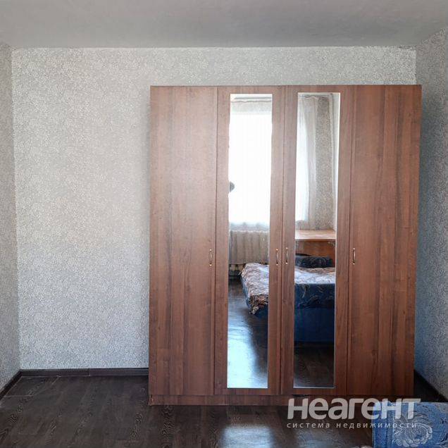 Продам 1-комн. квартиру, Заречный 2 мкр. (пр. Заречный)