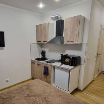 Продается 1-комнатная квартира, 18 м²