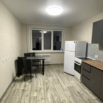 Сдается 2-х комнатная квартира, 58 м²