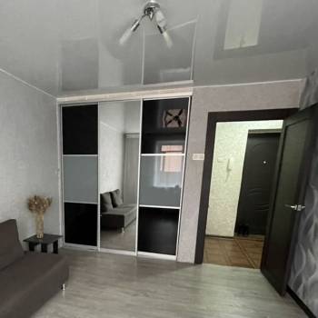 Сдается 1-комнатная квартира, 46,6 м²