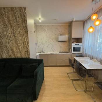 Сдается Многокомнатная квартира, 57,2 м²