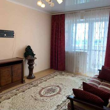 Сдается 1-комнатная квартира, 42 м²