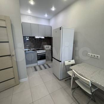 Продается 1-комнатная квартира, 38,4 м²