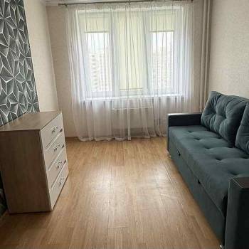 Сдается 1-комнатная квартира, 37,4 м²