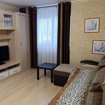 Сдается 1-комнатная квартира, 40 м²