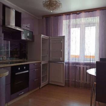 Сдается 1-комнатная квартира, 50 м²