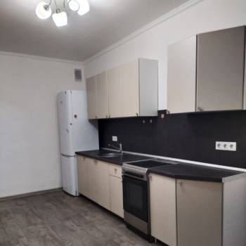 Сдается 1-комнатная квартира, 54 м²