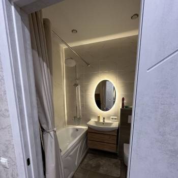 Сдается 1-комнатная квартира, 43 м²