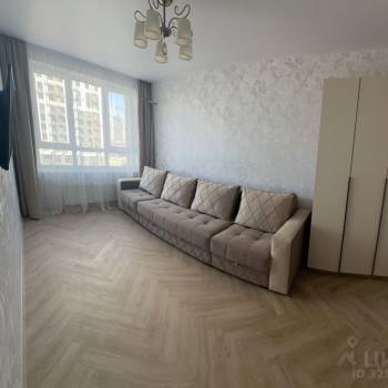 Сдается 1-комнатная квартира, 43 м²