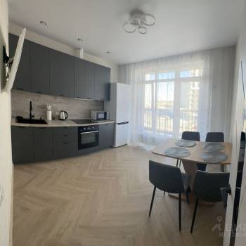 Сдается 1-комнатная квартира, 43 м²