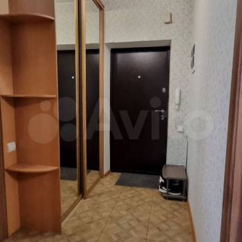 Сдается 1-комнатная квартира, 46 м²