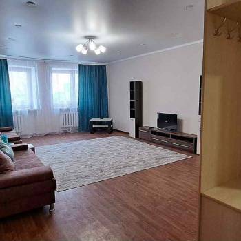 Сдается 2-х комнатная квартира, 82 м²