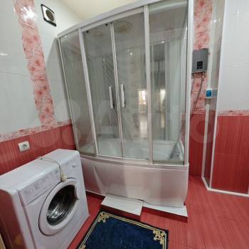 Сдается 1-комнатная квартира, 54 м²