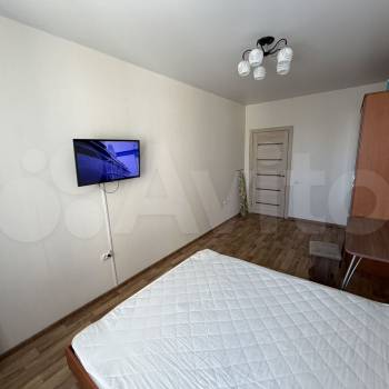 Сдается 1-комнатная квартира, 41 м²