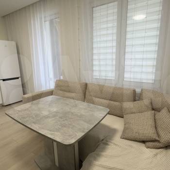 Сдается Многокомнатная квартира, 60 м²