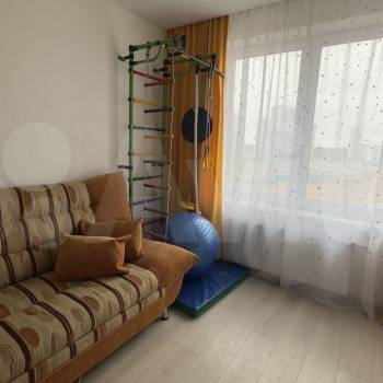 Сдается Многокомнатная квартира, 60 м²