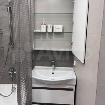 Сдается 1-комнатная квартира, 46,6 м²