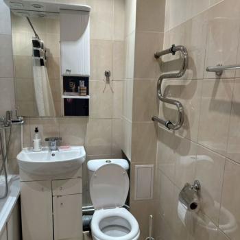 Сдается 2-х комнатная квартира, 75 м²