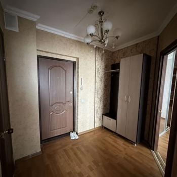 Сдается 2-х комнатная квартира, 75 м²