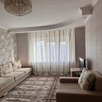 Сдается 2-х комнатная квартира, 75 м²