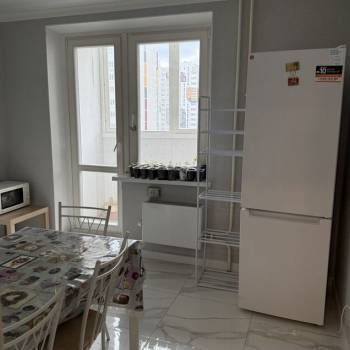 Продается 1-комнатная квартира, 37,2 м²