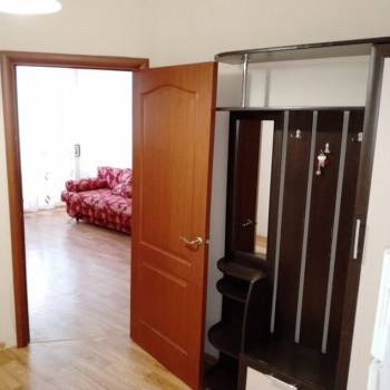 Сдается 1-комнатная квартира, 42 м²