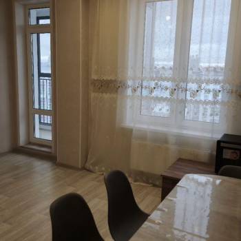 Сдается 1-комнатная квартира, 40 м²