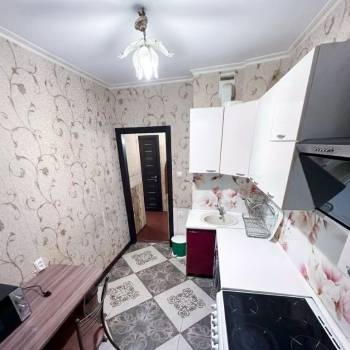 Сдается Многокомнатная квартира, 75 м²