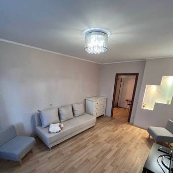 Сдается 1-комнатная квартира, 47 м²