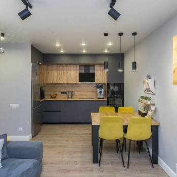 Продается 2-х комнатная квартира, 61 м²