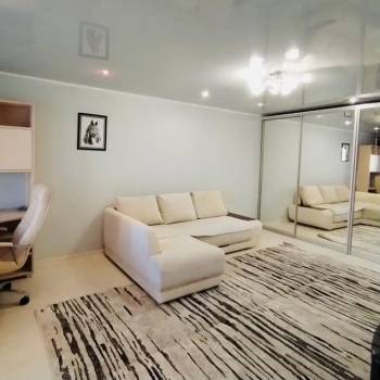 Продается 1-комнатная квартира, 46 м²