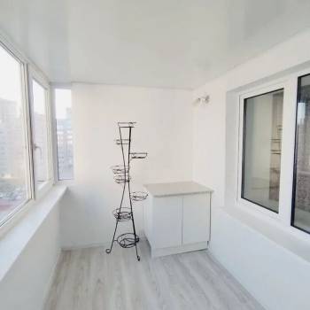 Продается 1-комнатная квартира, 46 м²