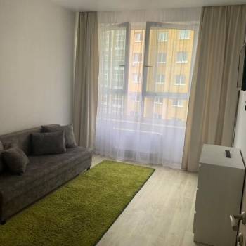 Сдается 1-комнатная квартира, 42 м²