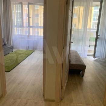 Сдается 1-комнатная квартира, 42 м²