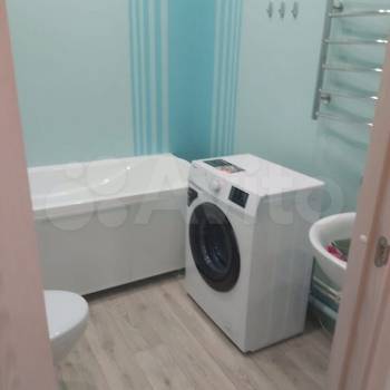Сдается 1-комнатная квартира, 42 м²