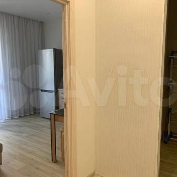 Сдается 1-комнатная квартира, 42 м²