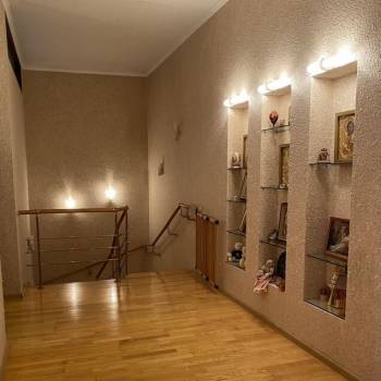Продается Многокомнатная квартира, 174,7 м²