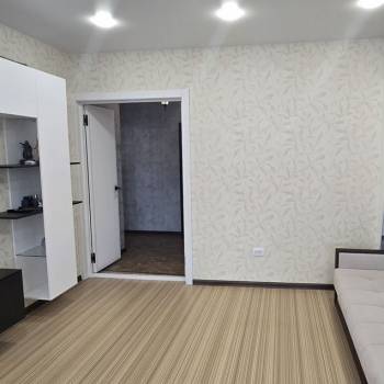 Продается 1-комнатная квартира, 41,8 м²