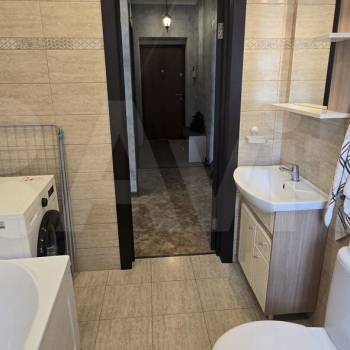 Продается 1-комнатная квартира, 41,8 м²